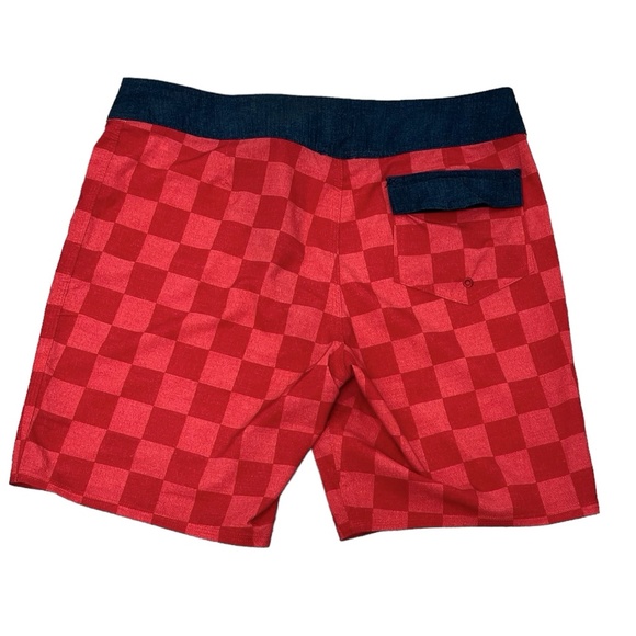 QUICKSILVER RED CHECKERBOARD WITH BLUE WAISTBAND BOARD SHORTS - Picture 2 of 13